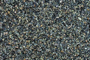 Kamenclub.ru: Щебень крошка зеленый (змеевик) фр. 5-10 мм  купить в Пензе змеевик зеленый, салатовый ландшафтный декоративный щебень крошка 7 200 руб/т   фото КАМЕНЬ КЛУБ