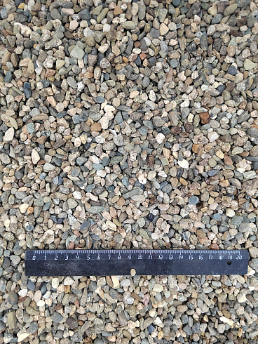 Kamenclub.ru: Галька речная окат (серая) фр.5-10 мм купить  в Пензе галька речная серая, серый, темно-серый, светло-серый, коричневый речная окатанная галька декоративная ландшатфная 5000 руб/т   фото КАМЕНЬ КЛУБ