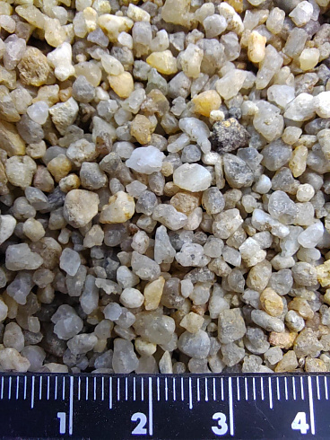 Кварцевый песок для площадок фр. 2-5 мм.  купить в Пензе фото Камень Клуб