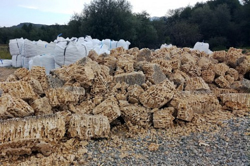 Kamenclub.ru: Крымский природный меотис фр. 100-500 мм.  купить в Пензе меотис бежевый рыжий молочный желтый ракушечник 4 500 руб/т   фото КАМЕНЬ КЛУБ