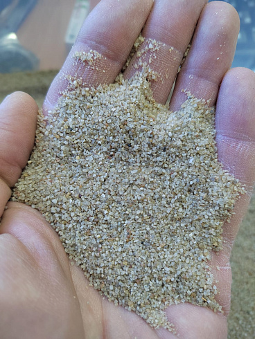 Кварцевый песок для площадок фр. 0,3 - 1 мм.  купить в Пензе фото Камень Клуб