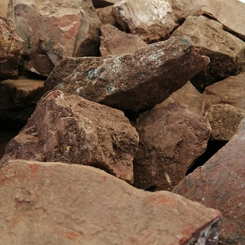 фото Яшма красная  (фр. 70-100 мм)  купить в Пензе в интернет-портале КАМЕНЬ КЛУБ