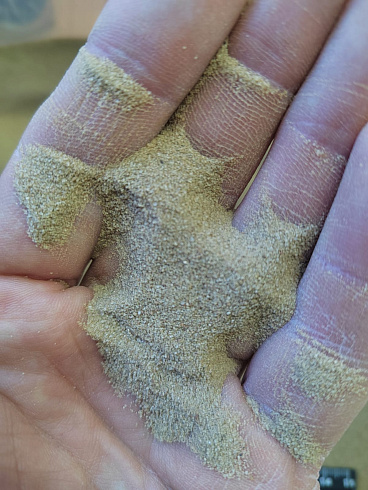 Кварцевый песок для площадок фр. 0,1-0,5 мм.  купить в Пензе фото Камень Клуб