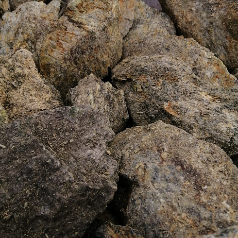 фото Змеевик салатовый  (фр. 70-100 мм)  купить в Пензе в интернет-портале КАМЕНЬ КЛУБ