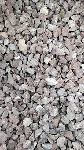 Kamenclub.ru: Мраморная крошка (щебень галтованный розовый) фр.20-40 мм.  купить в Пензе мрамор розовый, красный оголтованный округлый щебень  15000 руб/т   фото КАМЕНЬ КЛУБ