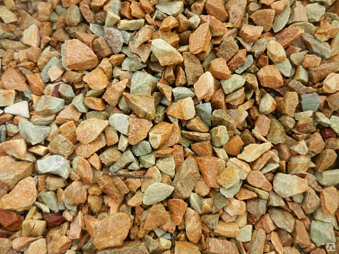 Kamenclub.ru: Щебень крошка желтый (ЗЛАТОЛИТ) фр. 20-40 мм.  купить в Пензе златолит бежевый, золотистый, желтый декоративная каменная крошка 10800 руб/т   фото КАМЕНЬ КЛУБ