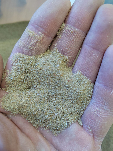 Кварцевый песок для площадок фр. 0,16-0,63 мм.  купить в Пензе фото Камень Клуб