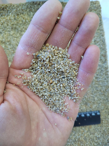 Кварцевый песок для площадок фр. 0,8 - 2 мм.  купить в Пензе фото Камень Клуб