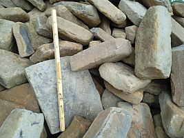 Kamenclub.ru: Песчаник для мощения дорожек, площадок, парковок ( фр 5-10 см)  купить в Пензе песчаник  серый желтый коричневый рыжий песчаник оголтованный окатанный 6500 руб/т   фото КАМЕНЬ КЛУБ