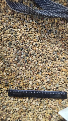 Kamenclub.ru: Галька окат (серо-желтая) фр.5-10 мм. купить  в Пензе галька речная рыжий, желтый, рыжий, серо-желтый речная окатанная галька декоративная 5000 руб/т   фото КАМЕНЬ КЛУБ