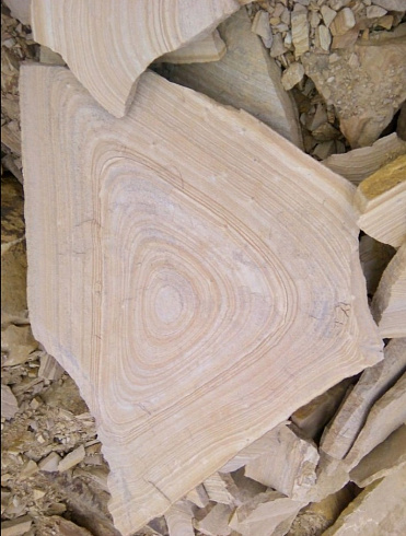 Kamenclub.ru: Форматный камень (плаха) пошаговая дорожка от 70-150 см (4 -12 см)  купить в Пензе плитняк  форматный плаха желтый песчаник 9 000 руб/т   фото КАМЕНЬ КЛУБ