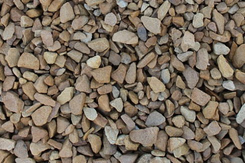 Kamenclub.ru: Щебень крошка желтый (песчаник) фр. 10-20 мм.  купить в Пензе песчаник бежевый, серый, рыжий декоративный ландшафтный щебень колотый 9500 руб/т   фото КАМЕНЬ КЛУБ