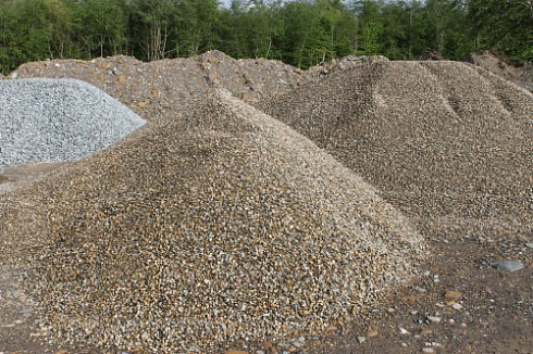 Kamenclub.ru: Галька окат (серо-желтая) фр.10-20 мм. купить  в Пензе галька серо-желтая, рыжая, серый речная окатанная округлая галька 5000 руб/т   фото КАМЕНЬ КЛУБ