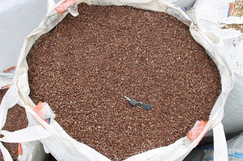 Kamenclub.ru: Мраморная крошка (щебень крошка розовый) фр. 5-10 мм.  купить в Пензе мрамор розовый, красный щебень колотый ландшафтный декоративный  11000 руб/т   фото КАМЕНЬ КЛУБ