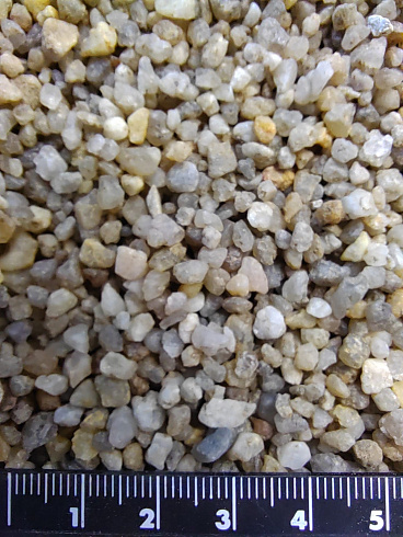 Кварцевый песок для площадок фр. 2-5 мм.  купить в Пензе фото Камень Клуб